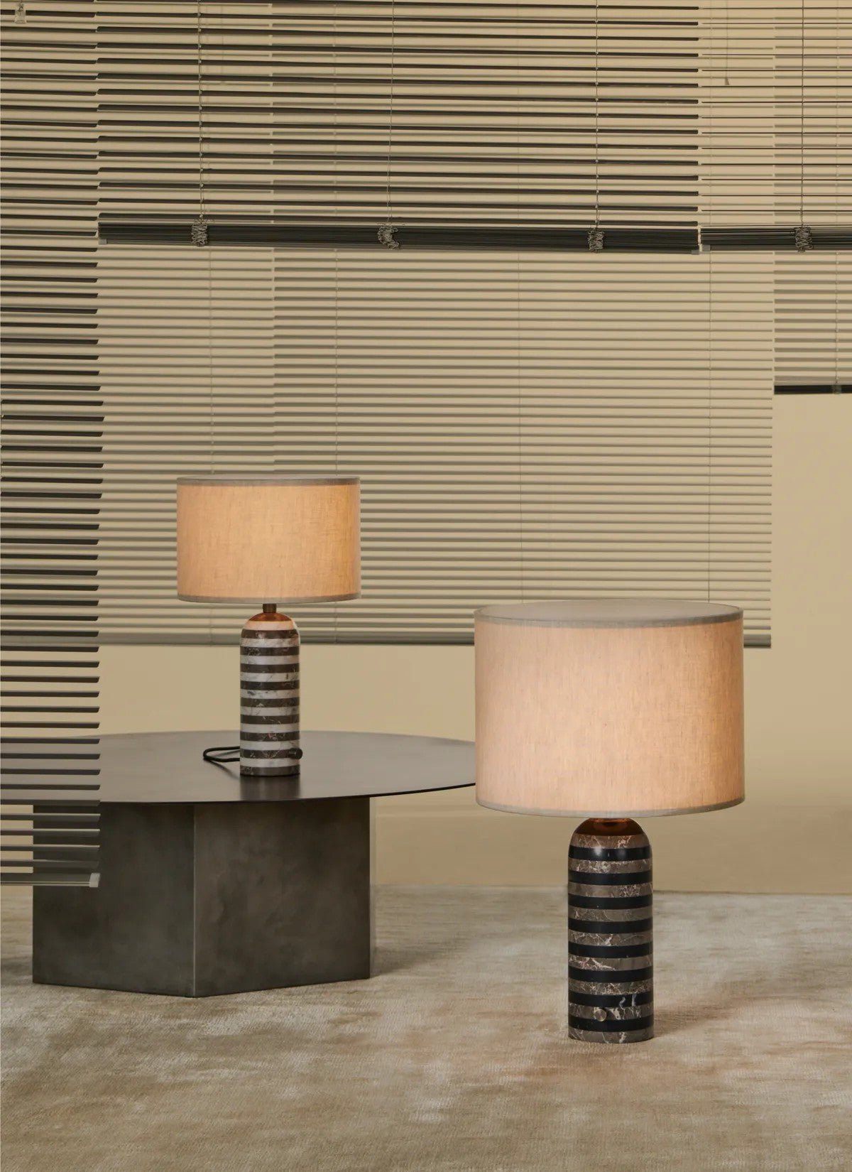 Avery moderne tafellamp
