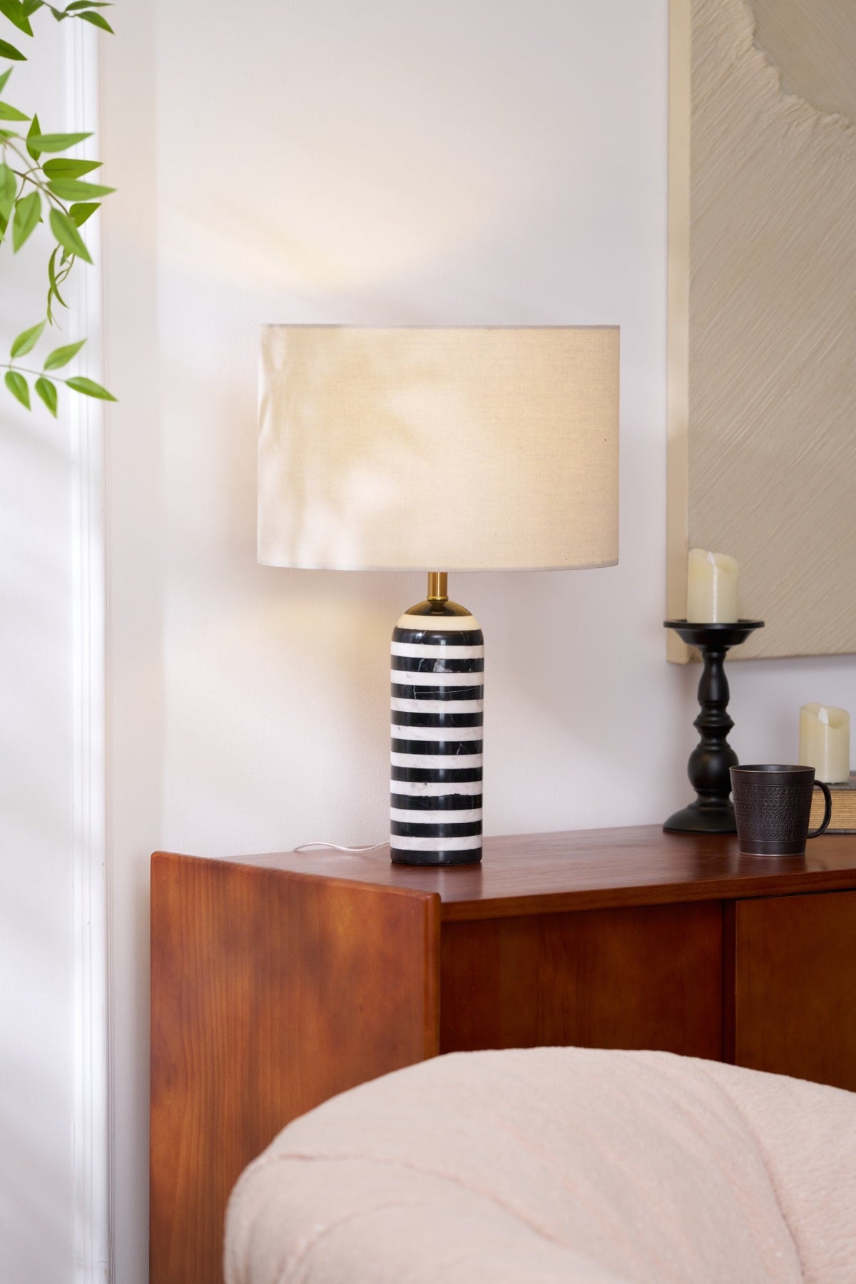 Avery moderne tafellamp