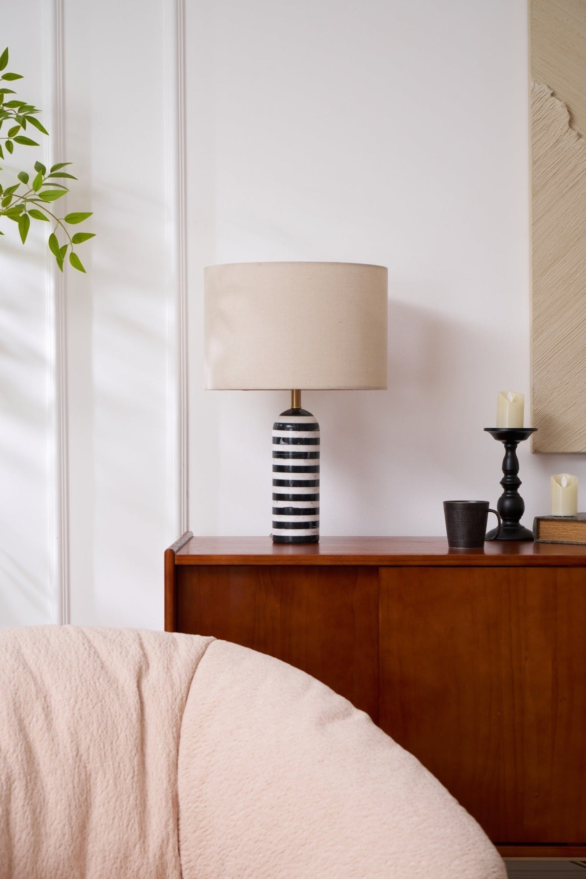 Avery moderne tafellamp