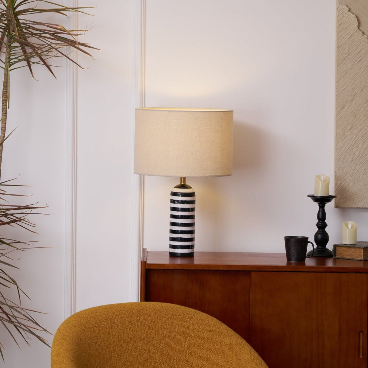 Avery moderne tafellamp