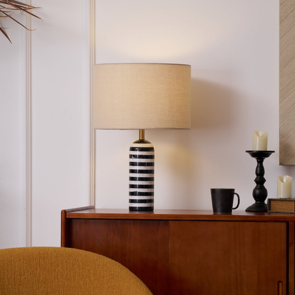 Avery moderne tafellamp