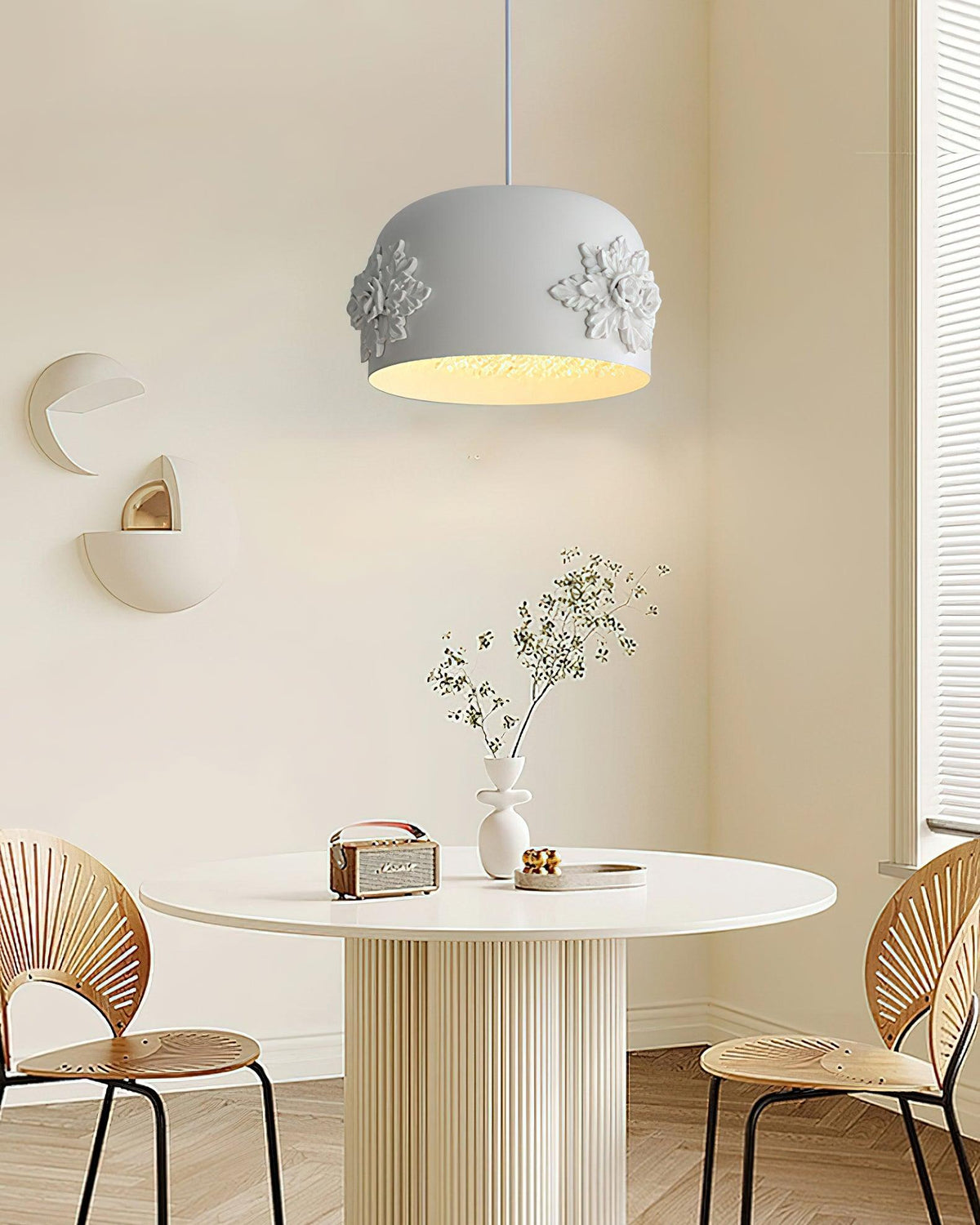 Solstice Minimalistische wandlamp van hars