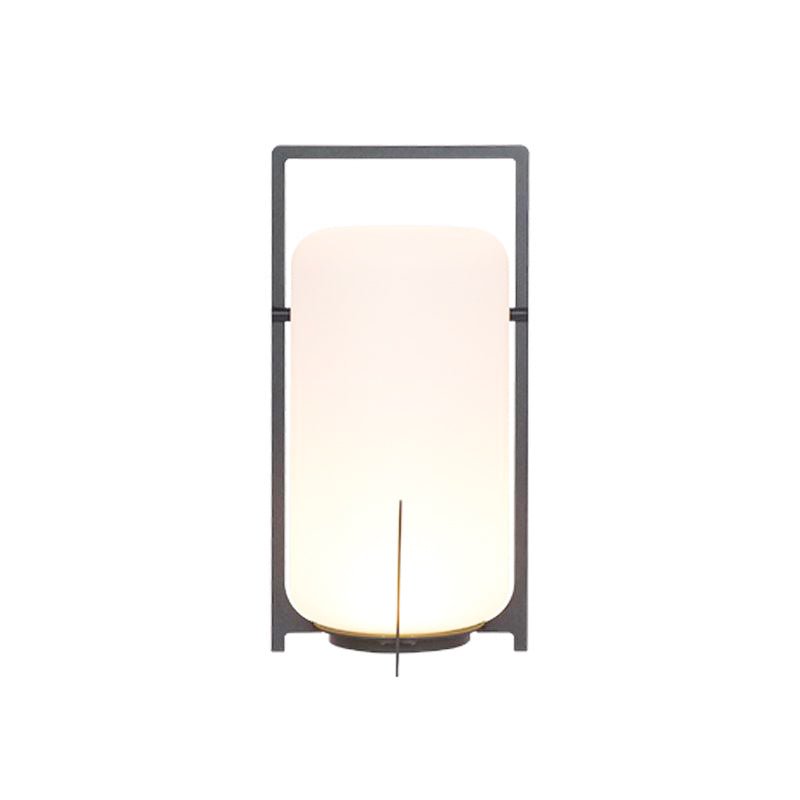 Orinenelle staal kunststof minimalistische tafellamp