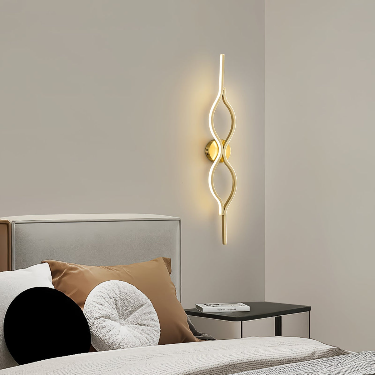 Myvenen klassieke Twist wandlamp van messing