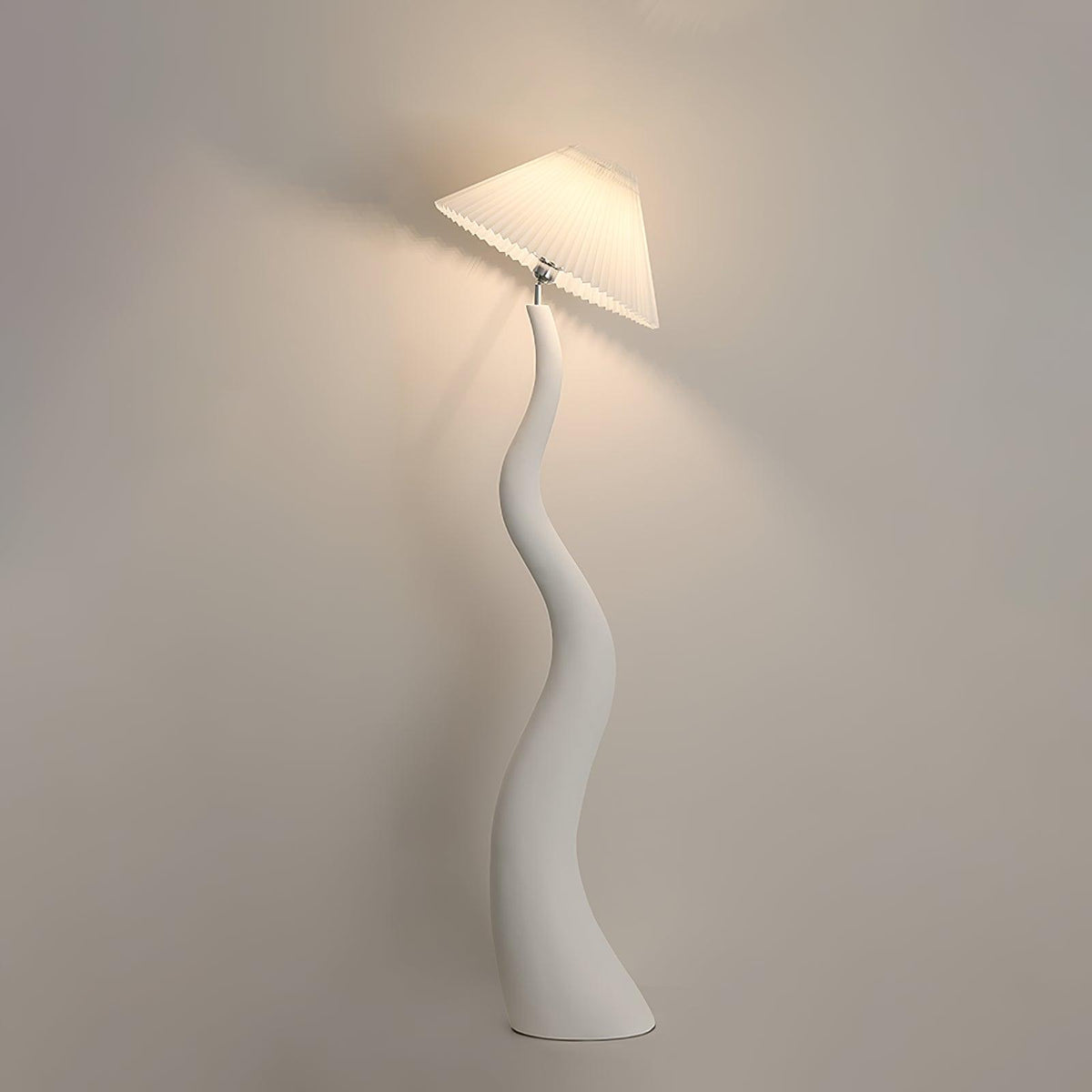 Bexyn vloerlamp van hars en stof