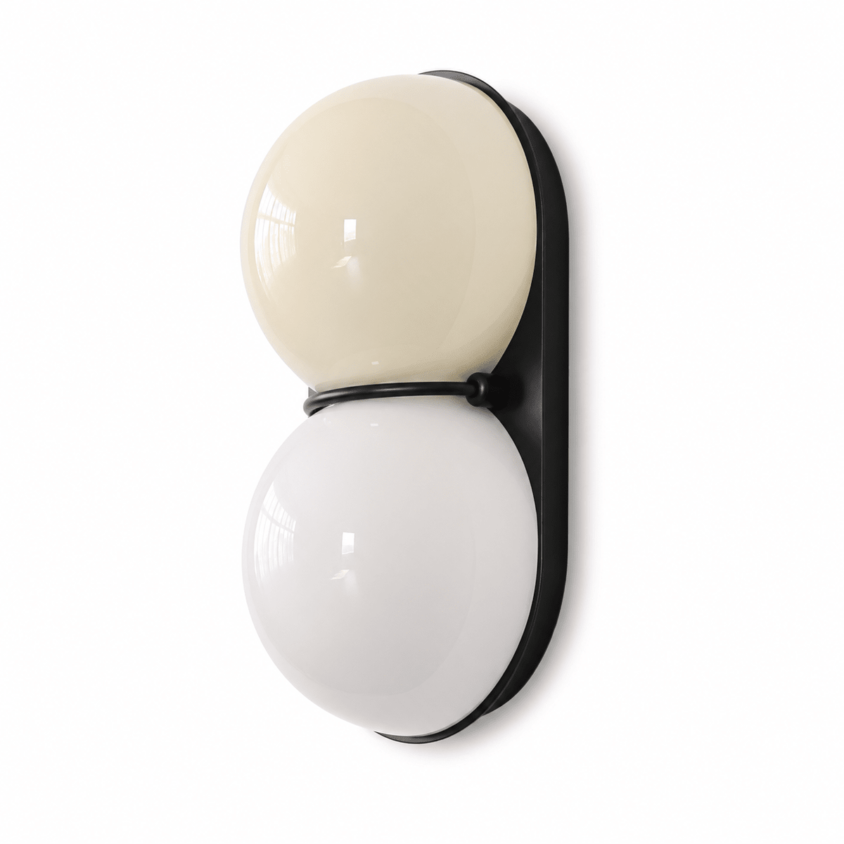 Two bollen wandlamp van glas