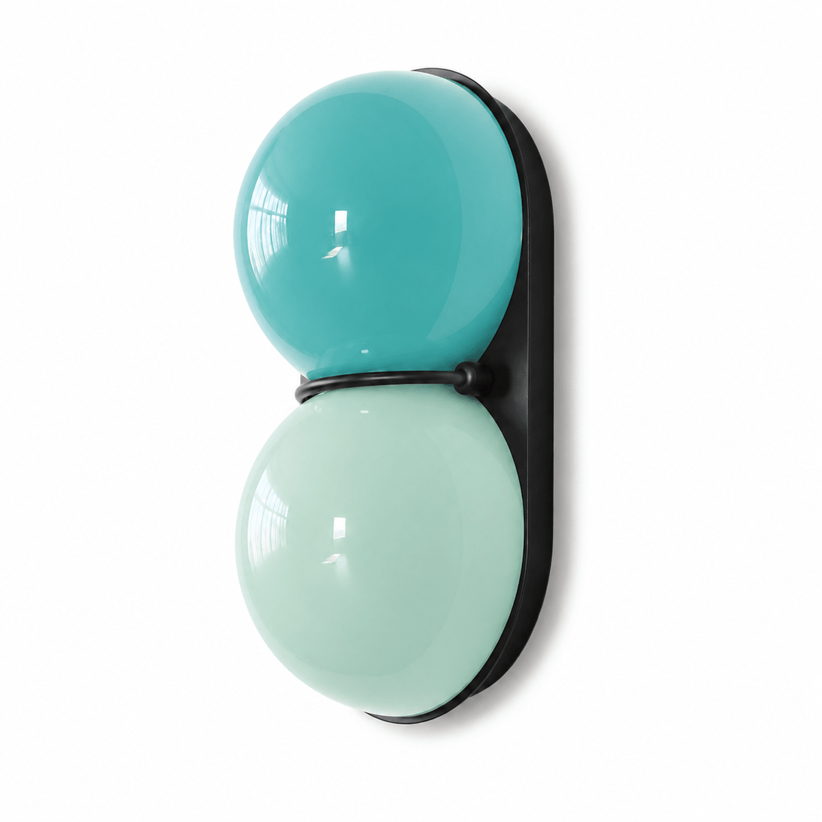 Two bollen wandlamp van glas