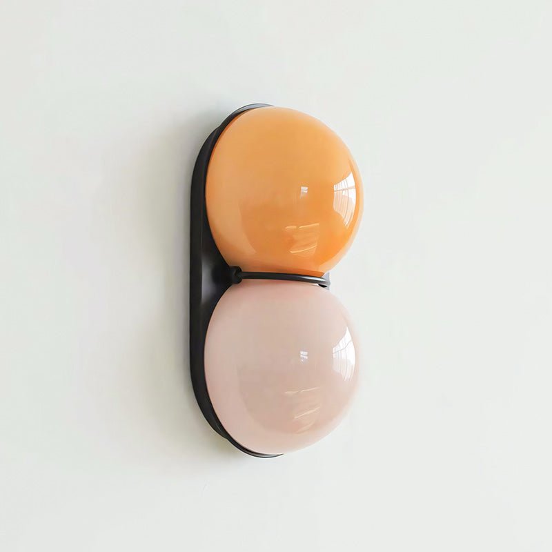 Two bollen wandlamp van glas