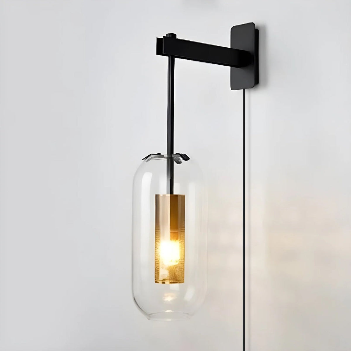 Vadim wandlamp met stekker van glas