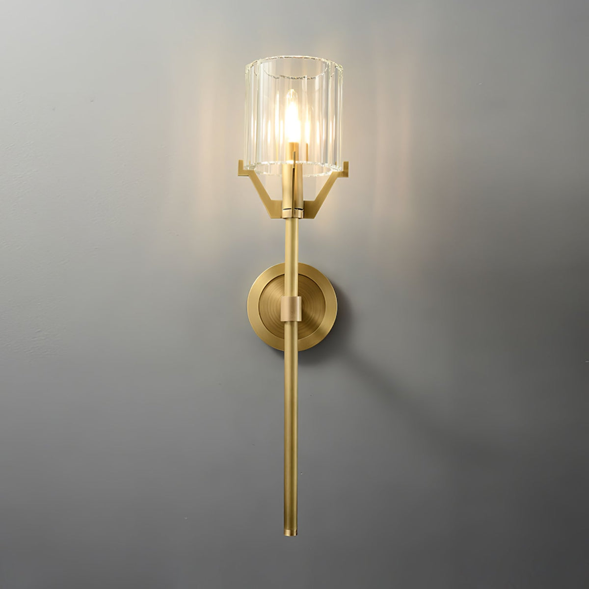 Lostor luxe wandlamp met afwerking en transparante kap