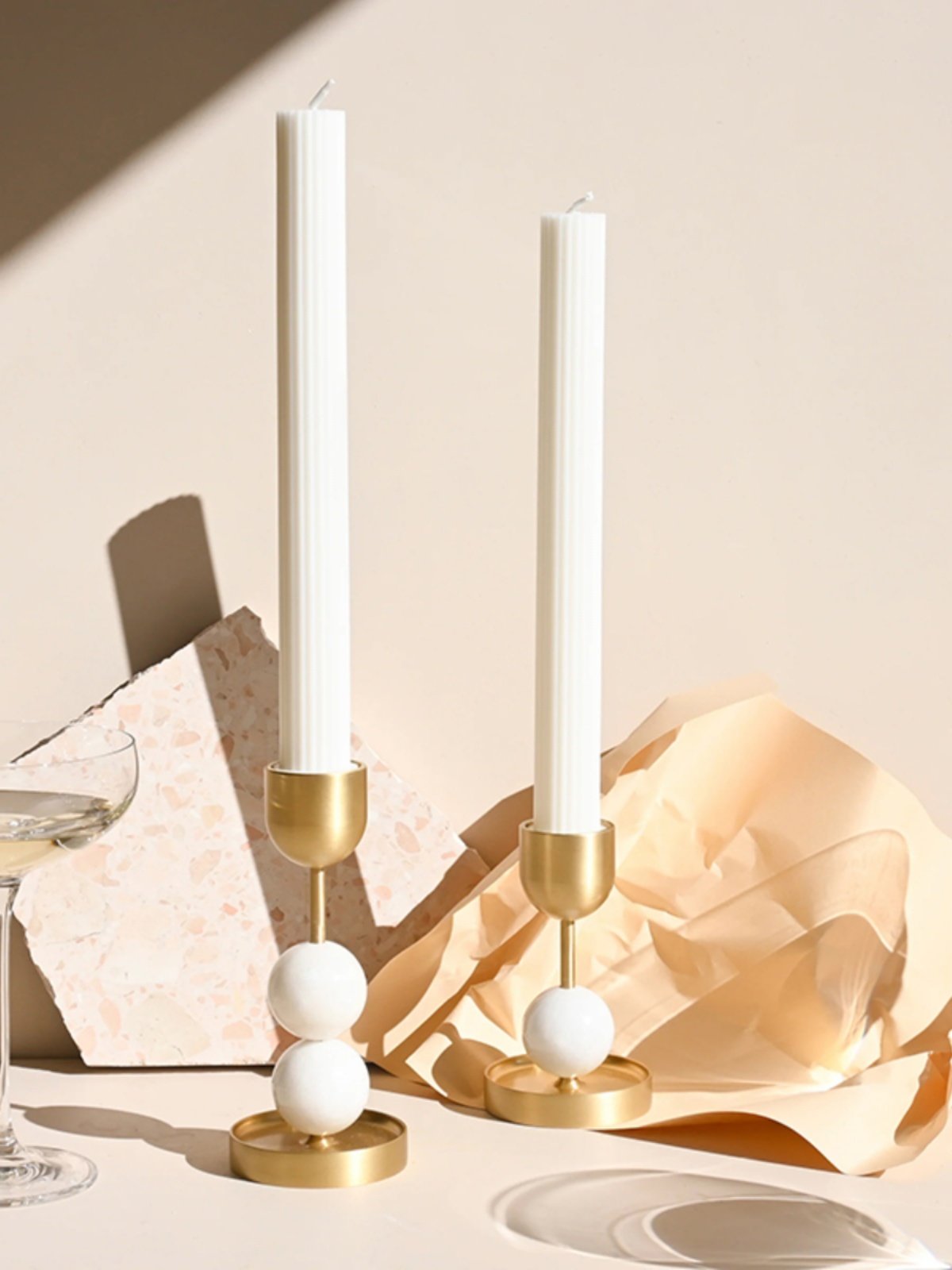 Fuldo Verdant Sphere Candle Holder Geborsteld messing Accent Mid-century Interieur