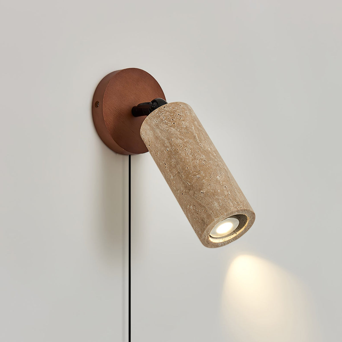 Norinira wandlamp in geel travertin