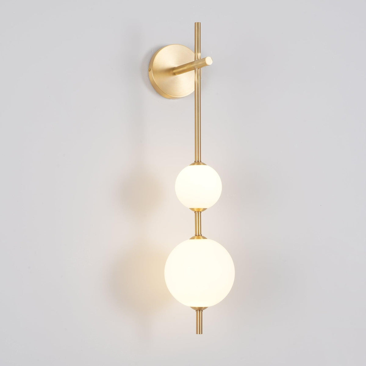 Ilraeia wandlamp met verticale bollen