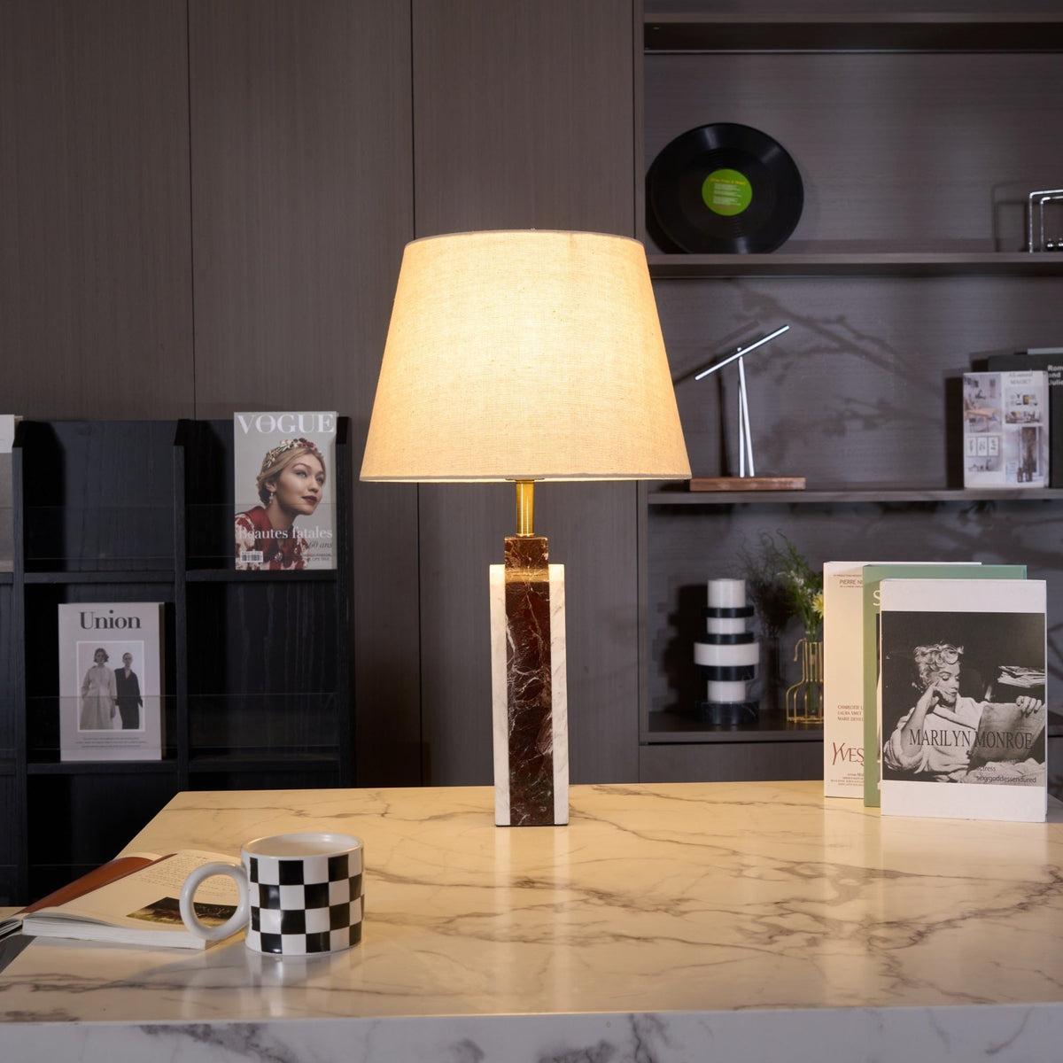 Jovix moderne tafellamp van marmer