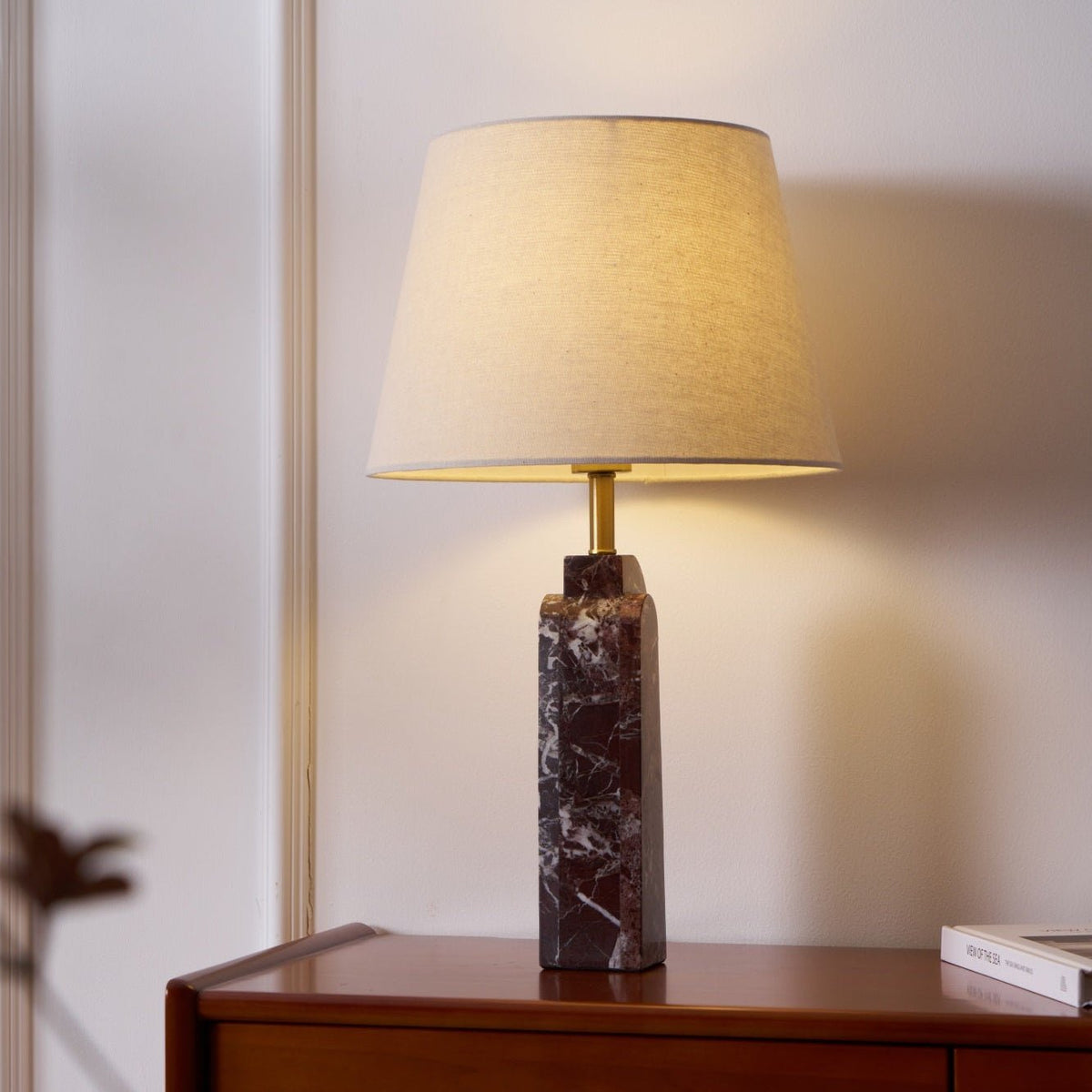 Jovix moderne tafellamp van marmer