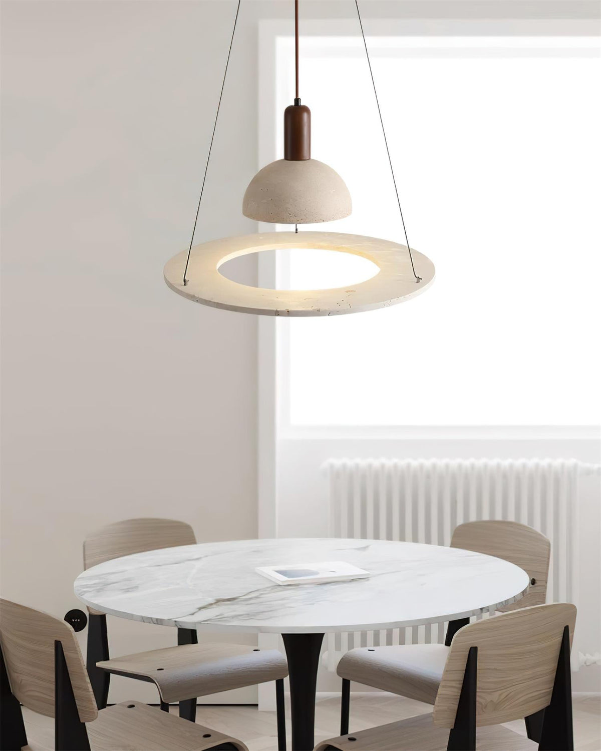 Valenise hanglamp met koepel en ring in travertin