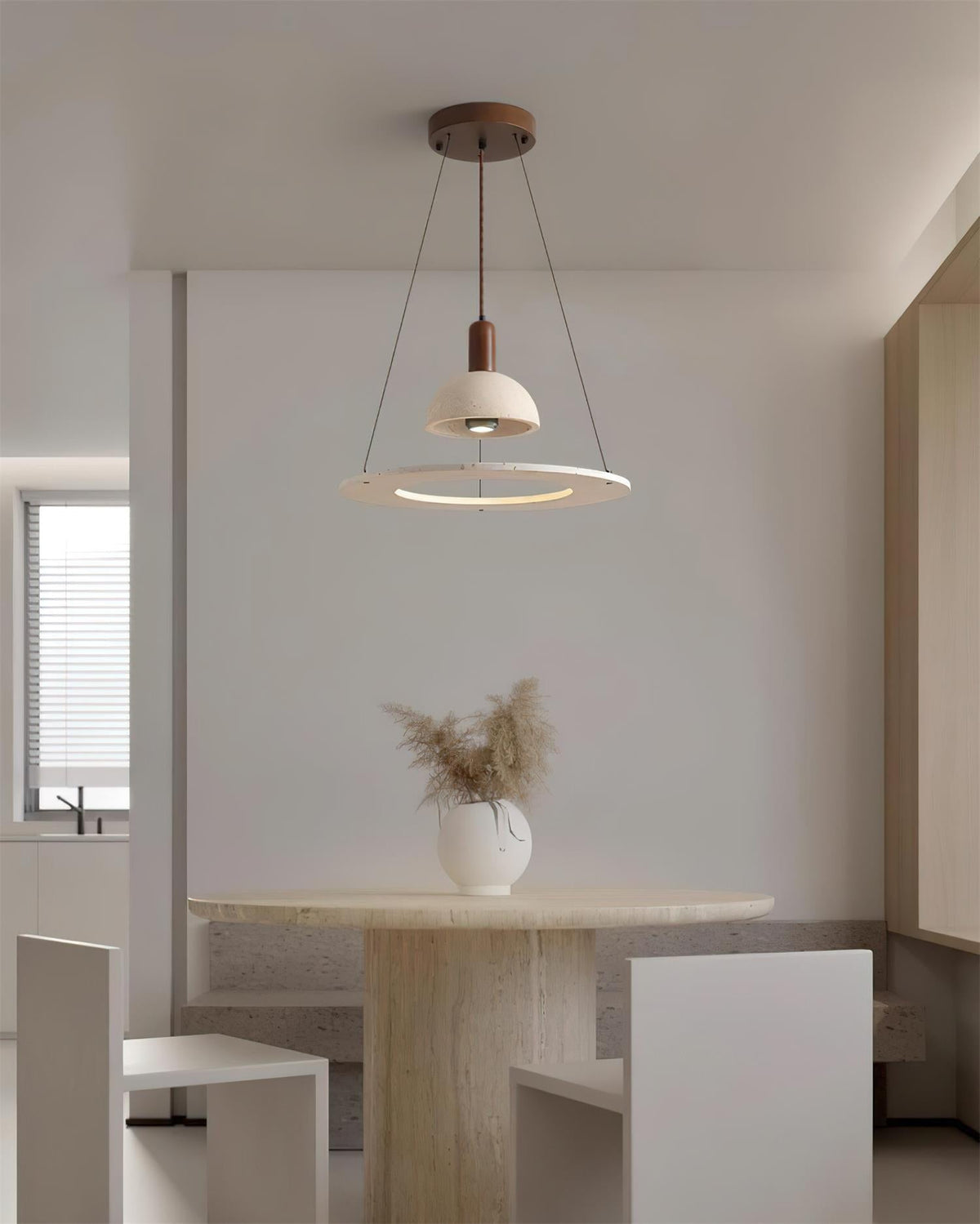 Valenise hanglamp met koepel en ring in travertin