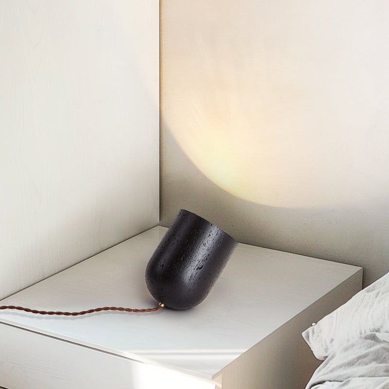 Lumi minimalistisch Zwart travertin tafellamp