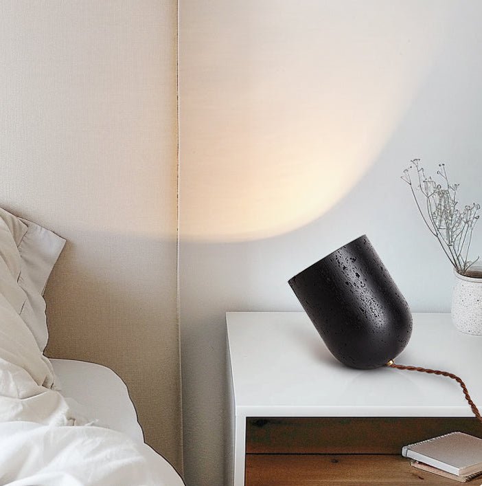 Lumi minimalistisch Zwart travertin tafellamp