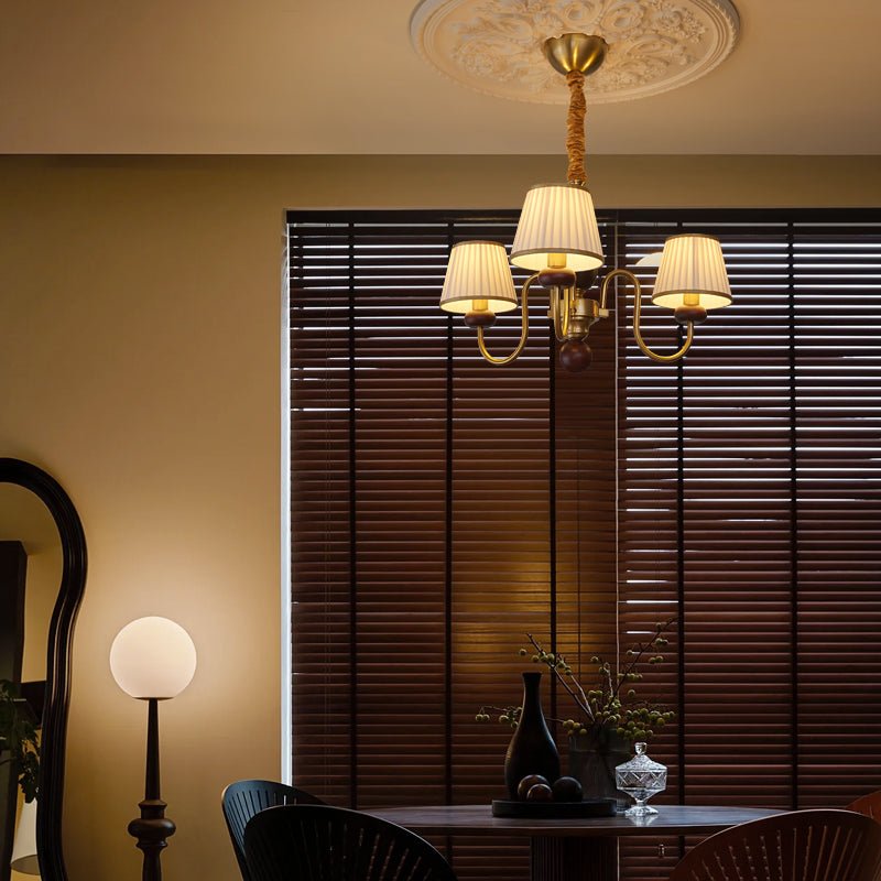 Erthaos Traditionele Elegante Kroonluchter met Plooistof en Hout