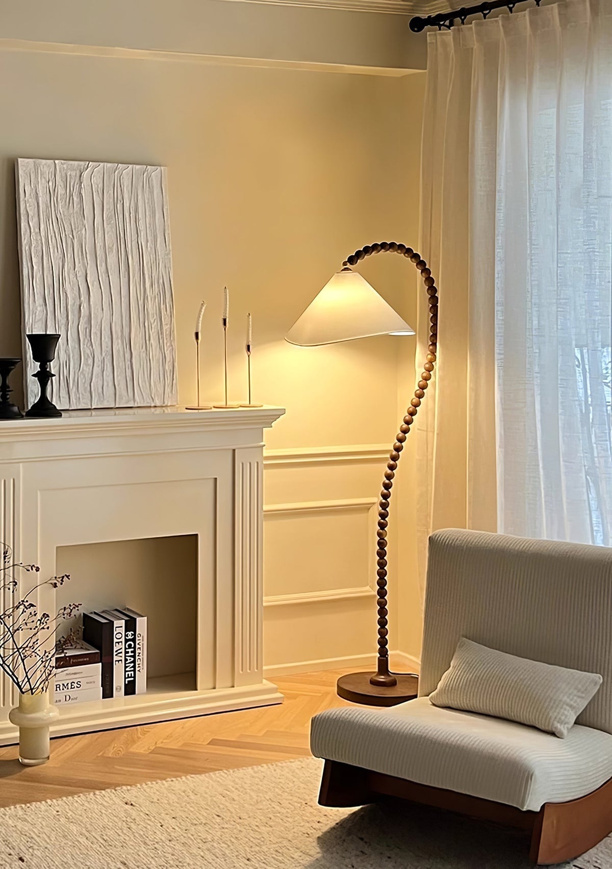 Nadia Moderne vloerlamp van walnoothout