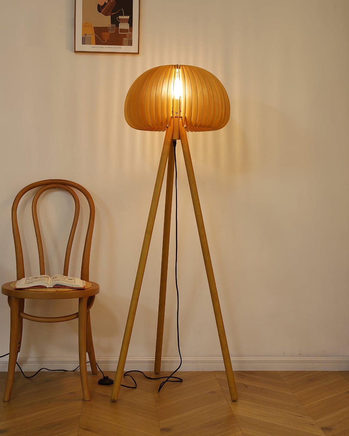 Zetalyre houten vloerlamp met driepoot