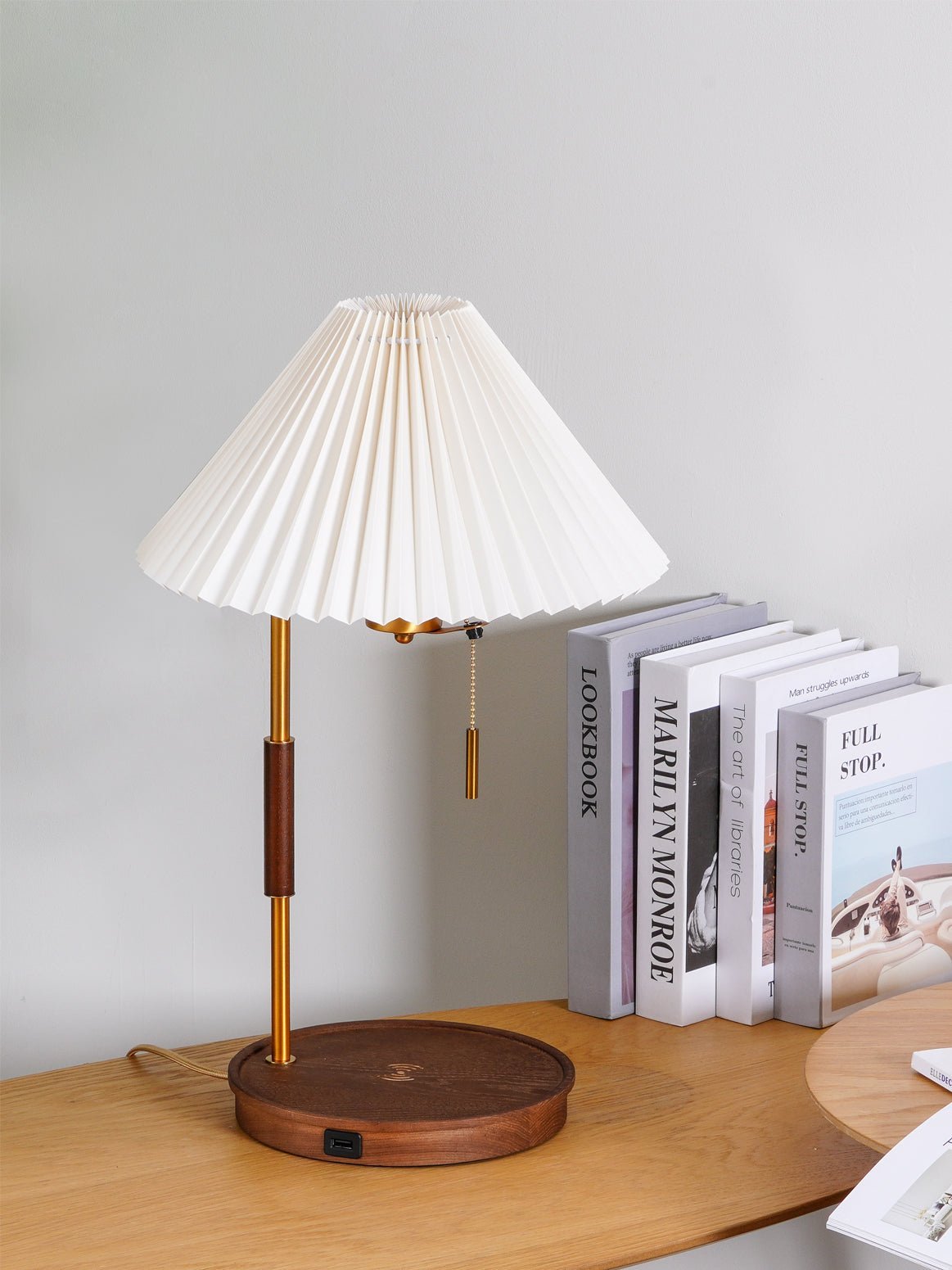 Vellain Retro tafellamp