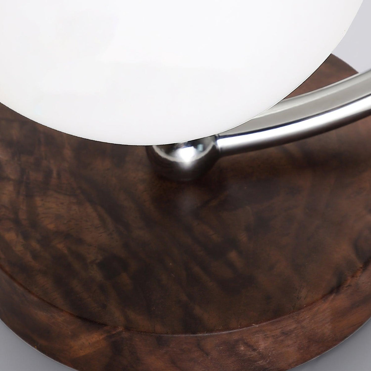 Vicare premium glazen wandlamp in Noordse kunststijl