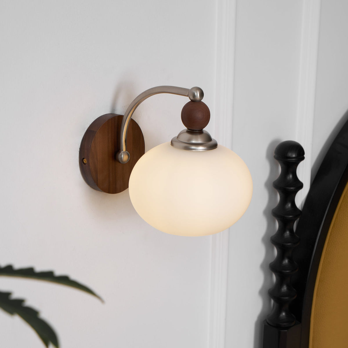 Vicare premium glazen wandlamp in Noordse kunststijl