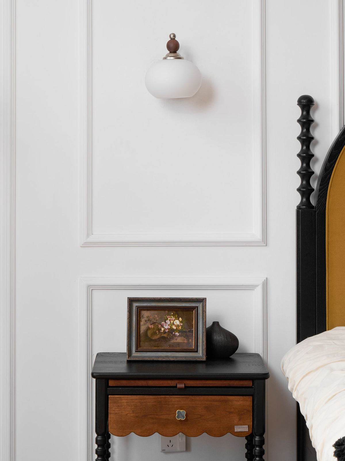 Vicare premium glazen wandlamp in Noordse kunststijl