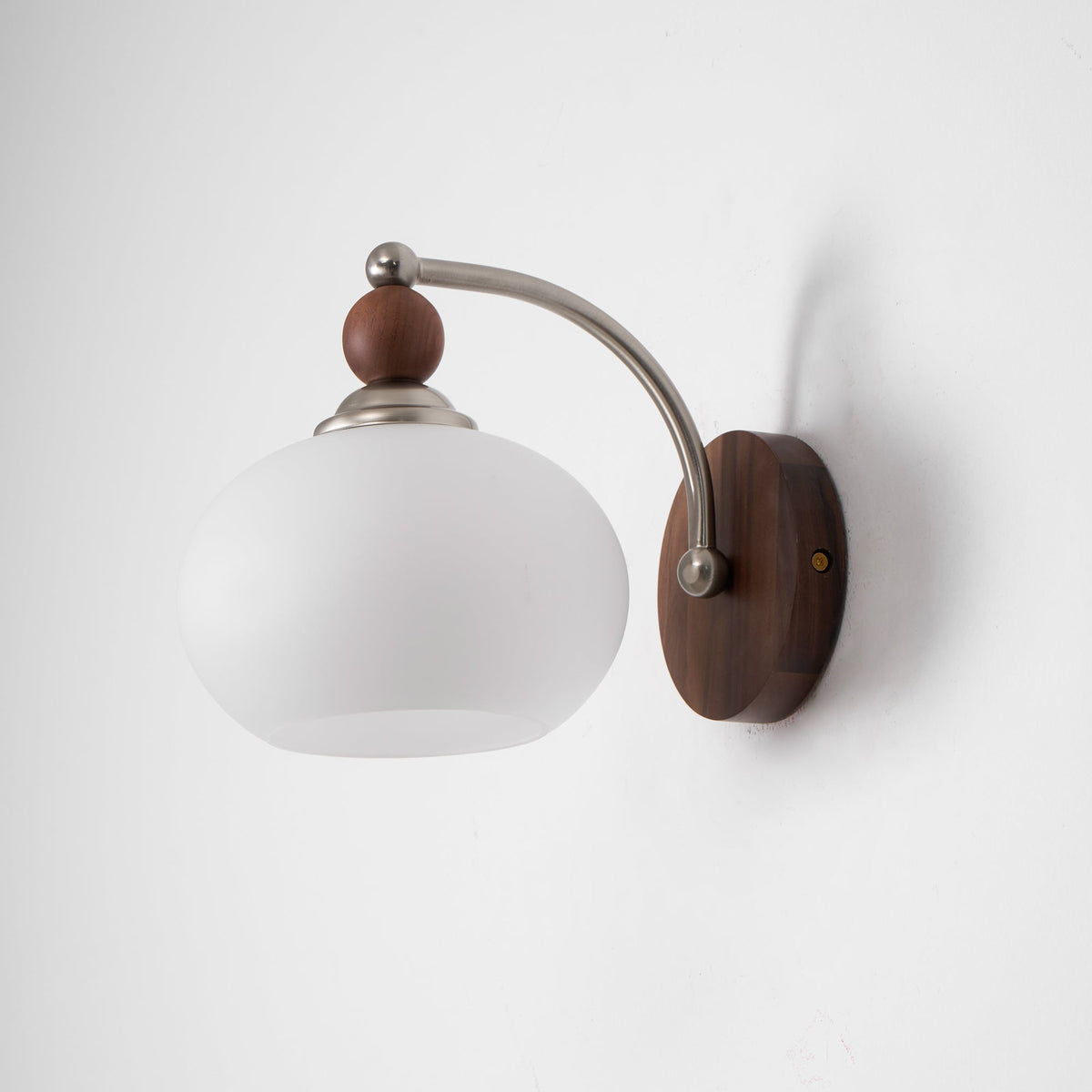 Vicare premium glazen wandlamp in Noordse kunststijl