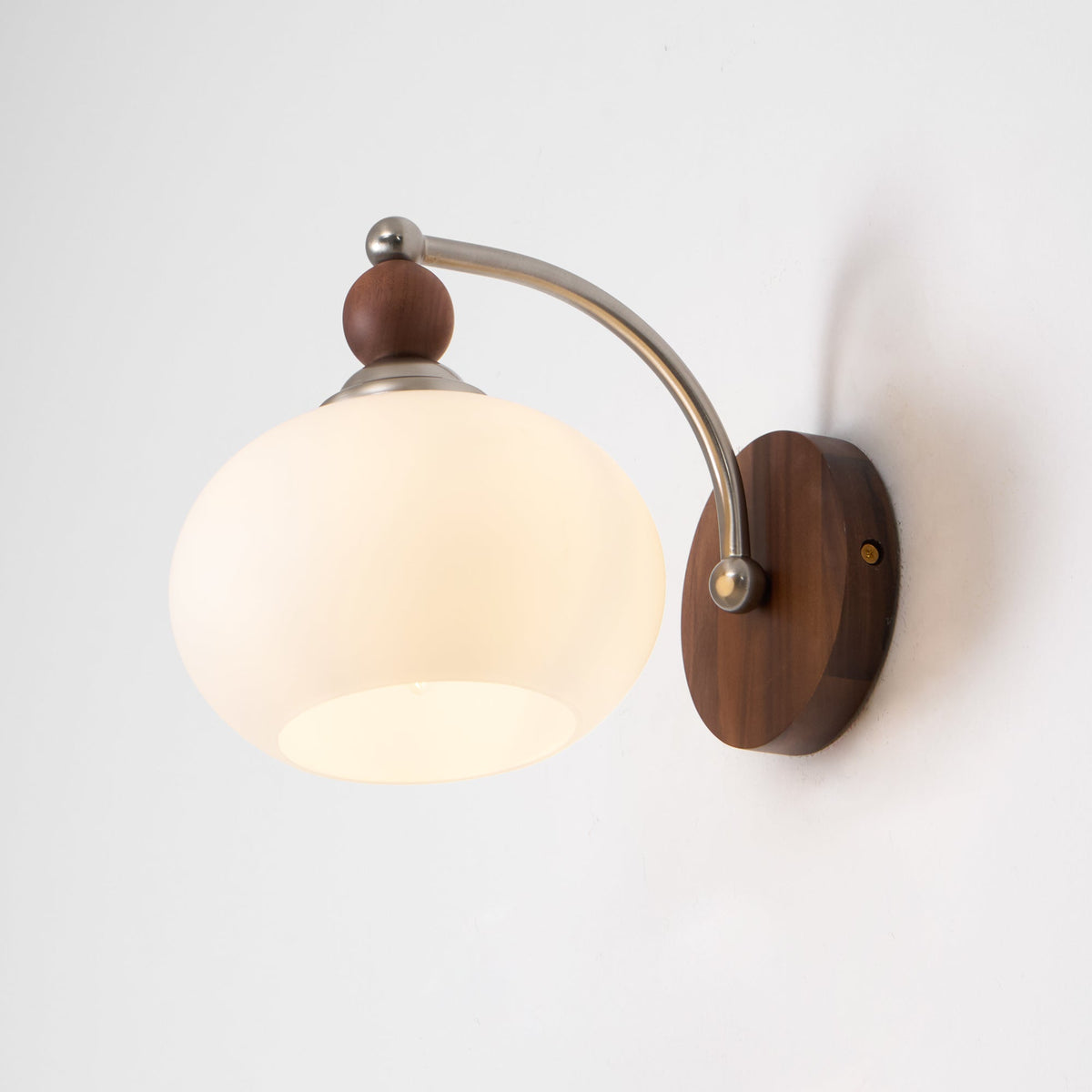 Vicare premium glazen wandlamp in Noordse kunststijl