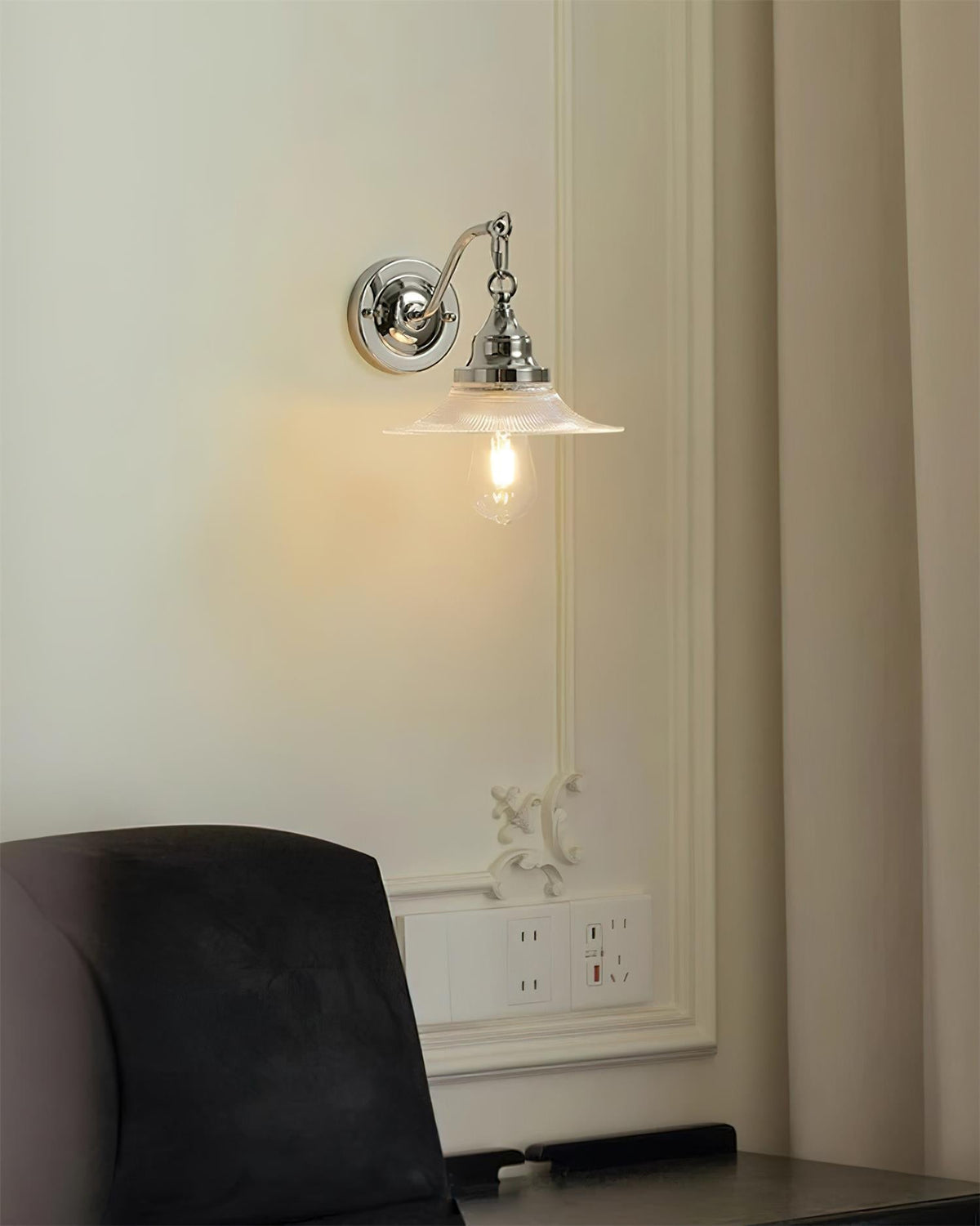 Perivo wandlamp van gepolijst chroom
