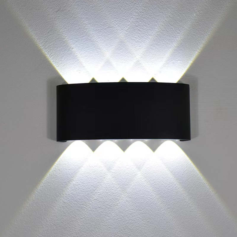 Orr Buiten Waterbestendig Metaal LED Wandlampen Zwart/Wit Tuin