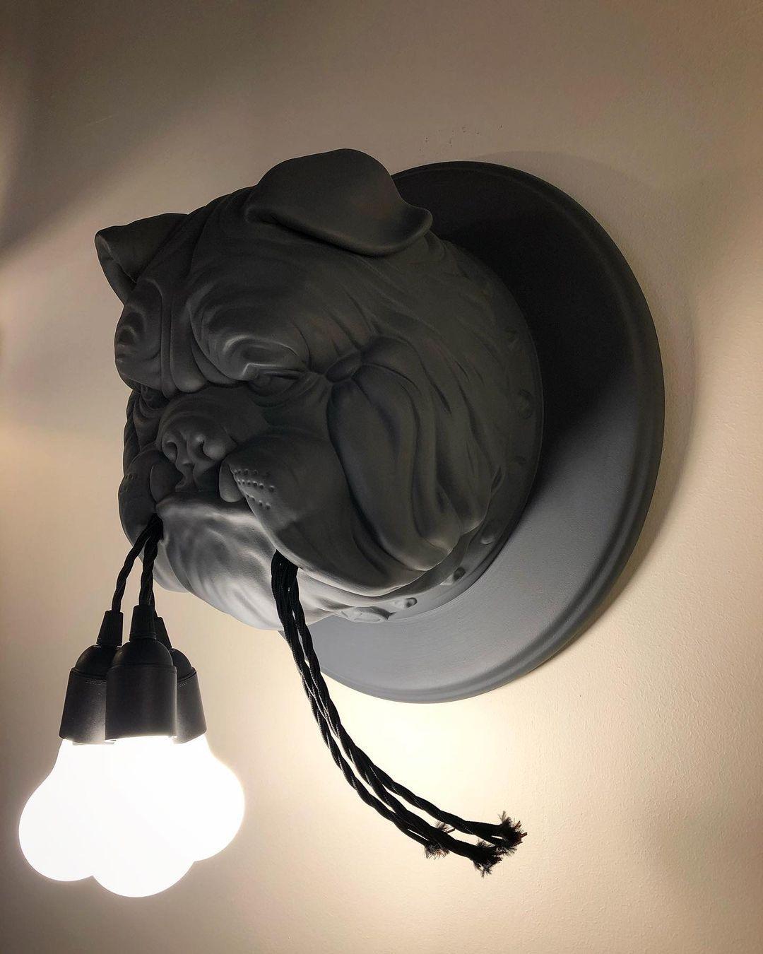 Umeri wandlamp Bulldog Sculpture Whimsical