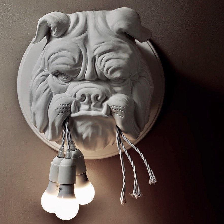 Umeri wandlamp Bulldog Sculpture Whimsical