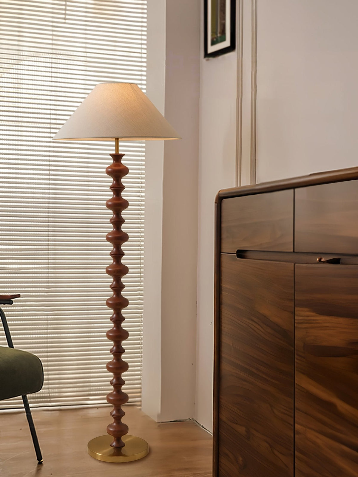 Sylirora vloerlamp van walnoothout en beige stof