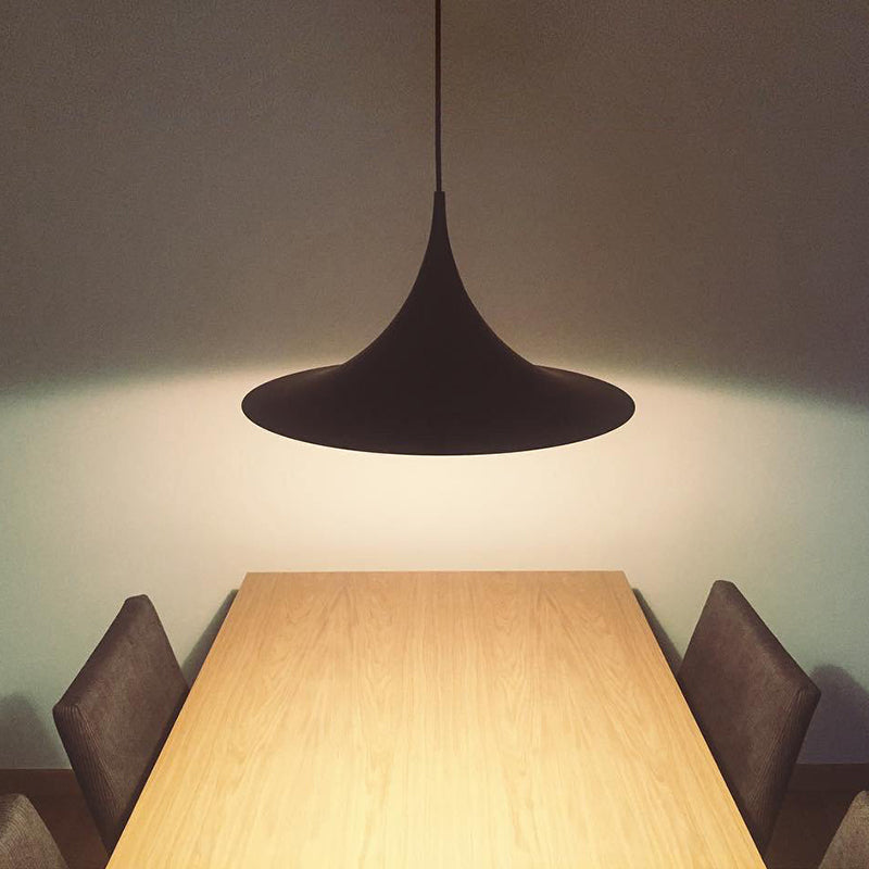 Cairns Moderne Ronde LED Hanglamp Zwart/Wit Metaal Woonkamer