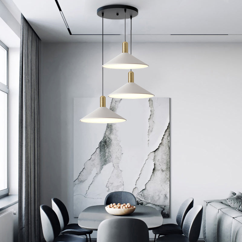 Carins Kegelvormig Design LED Hanglampen Zwart Wit Goud Metaal Eetkamer