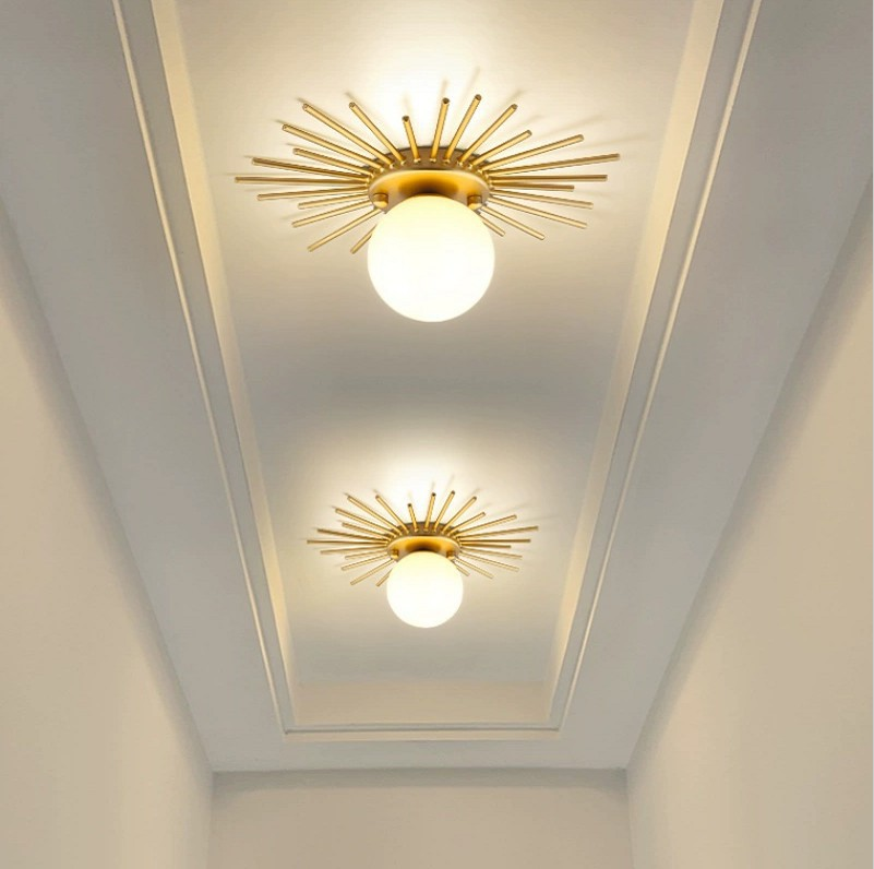 Elow moderne plafondlamp met messing stralenkrans