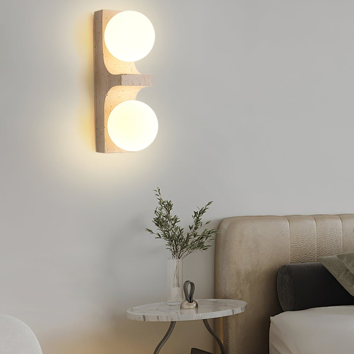 Umiren wandlamp van geel travertin