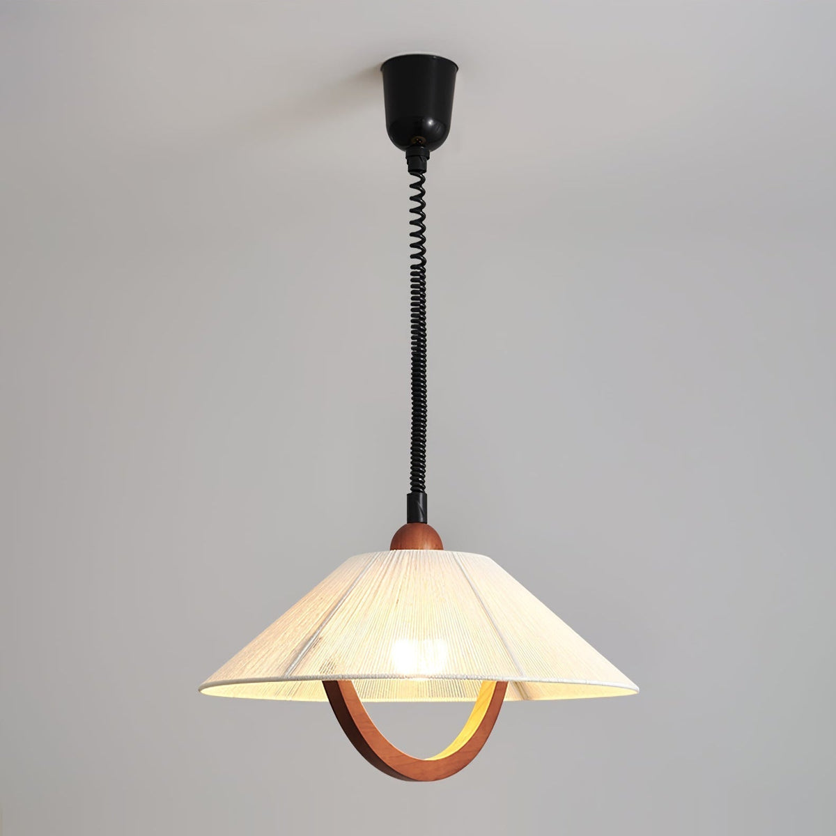 Reneria Minimalistische hanglamp van walnoot en beige